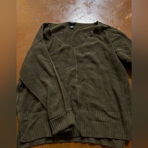 Rue 21 sweater